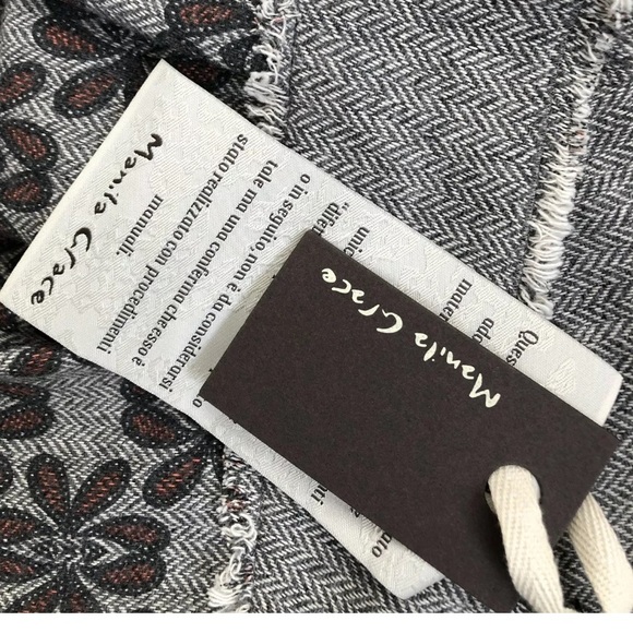 Manila Grace Designer Gray Uneven Hem Skirt / 6 - Picture 3 of 4